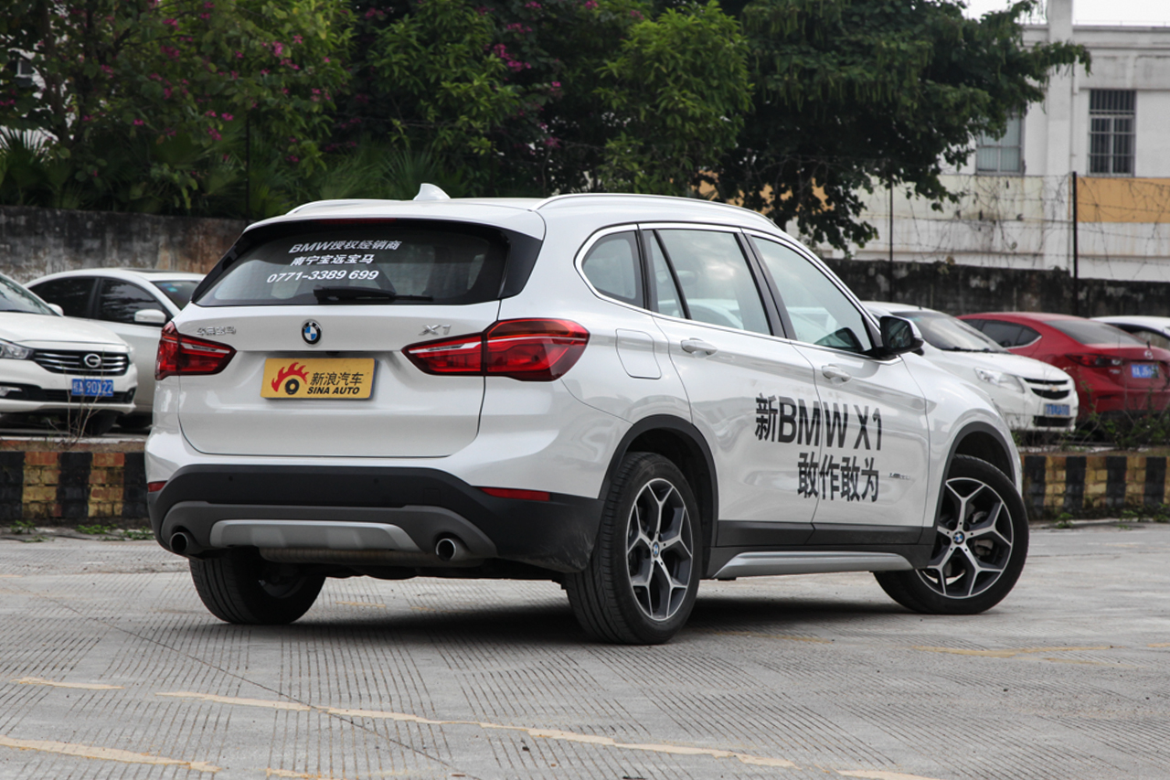 2018款宝马X1 2.0T自动xDrive25Li豪华型