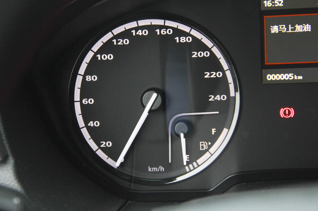 2016款观致3两厢1.6T自动致酷型