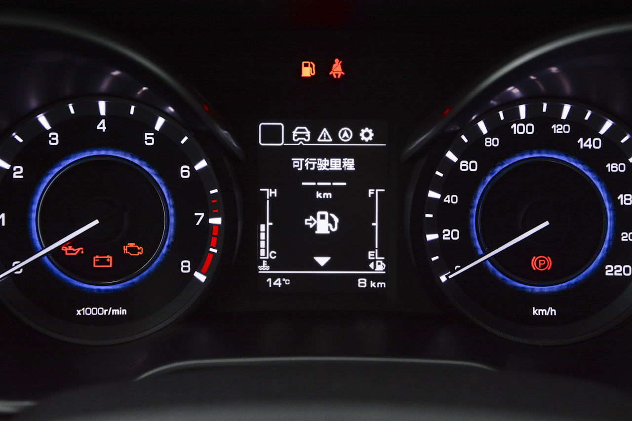 2018款逸动1.6L GDI手动尊尚型