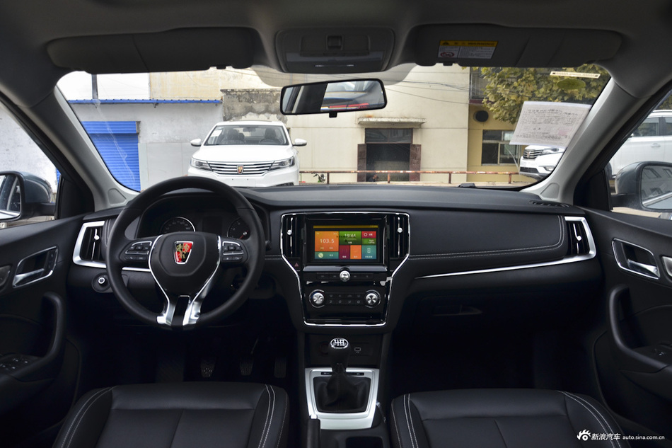 2017款荣威i6 1.0T手动豪华版16T