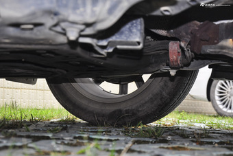 2015款全新胜达2.0T自动两驱智能型 5座