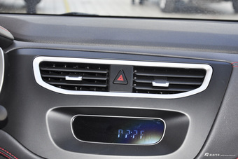 2016款中华V3 1.5L自动舒适型