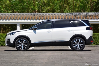 2017款标致5008 1.8T自动380THP豪华GT版