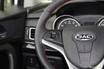 2017款瑞风S3 1.6L自动CVT豪华型