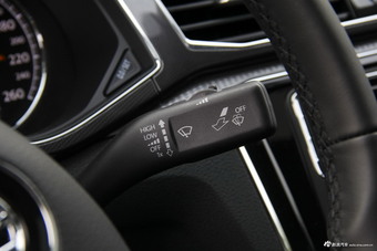 2017款帕萨特1.8T自动御尊版330TSI DSG