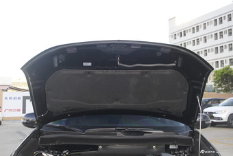 2018款欧蓝德2.4L自动四驱精英版5座