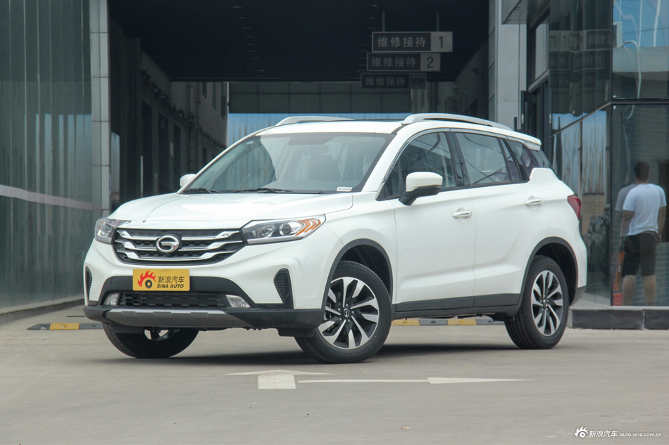 2018款传祺GS4 1.3T手动两驱精英版200T