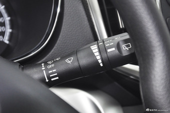 2015款启辰T70 2.0L自动睿行版