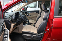 2018款瑞风R3 1.6L手动豪华天窗型