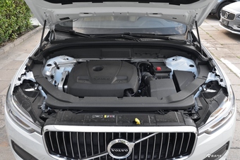 2019款沃尔沃XC60 2.0T自动四驱T5智逸版