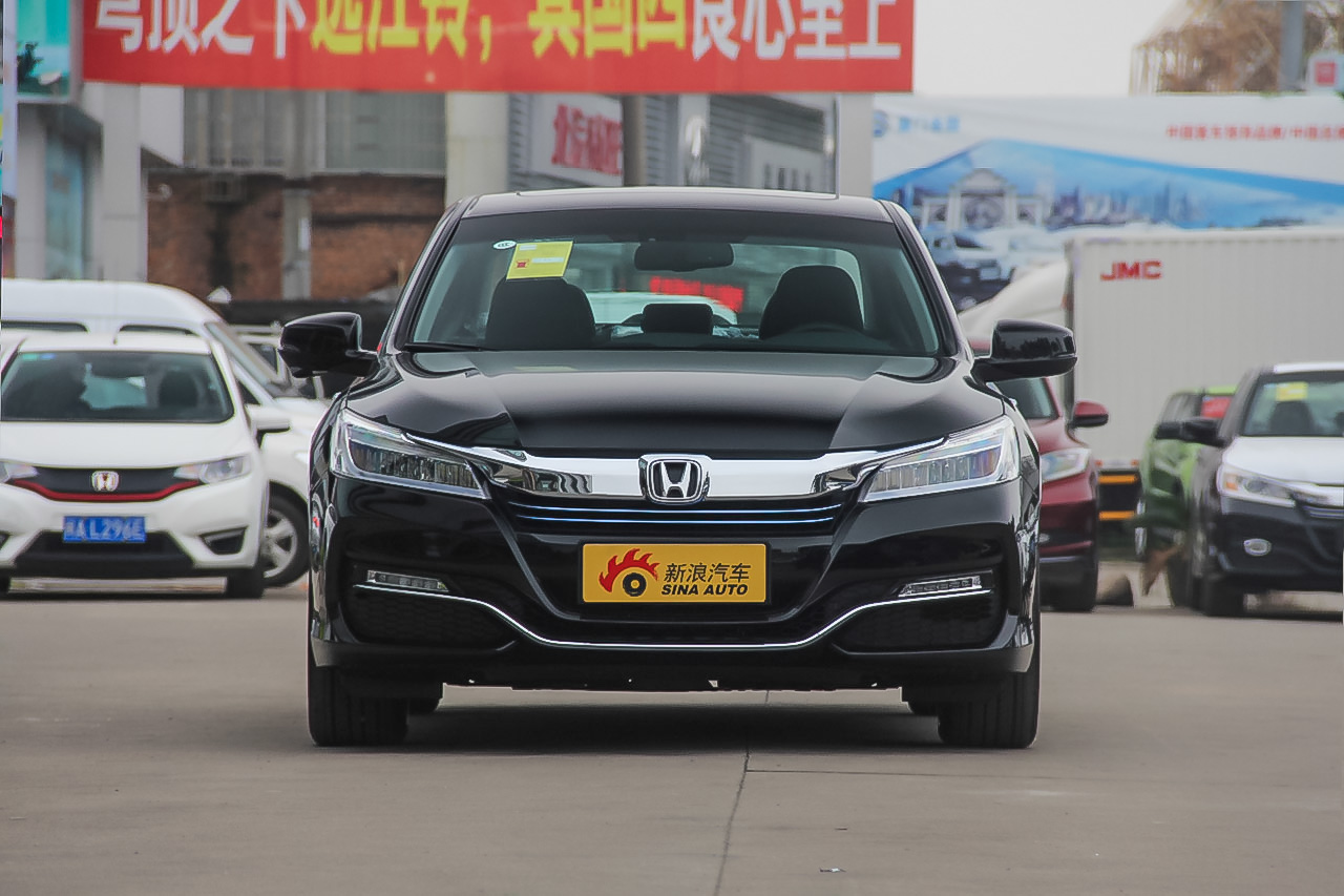 2016款雅阁混动2.0L自动锐领版