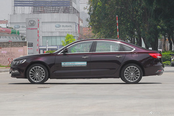 2016款众泰Z700 1.8T自动DCT尊贵型