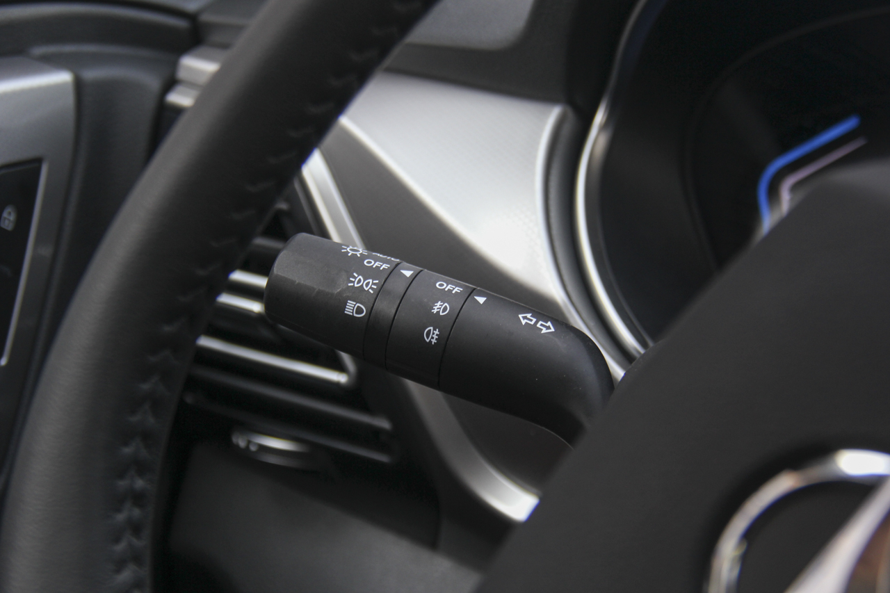 2019款海马S5 1.5T自动旗舰型230T