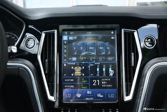 2018款众泰T800 2.0T自动尊享智联型7座