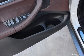 2019款宝马X4 2.0T自动xDrive25i M运动套装