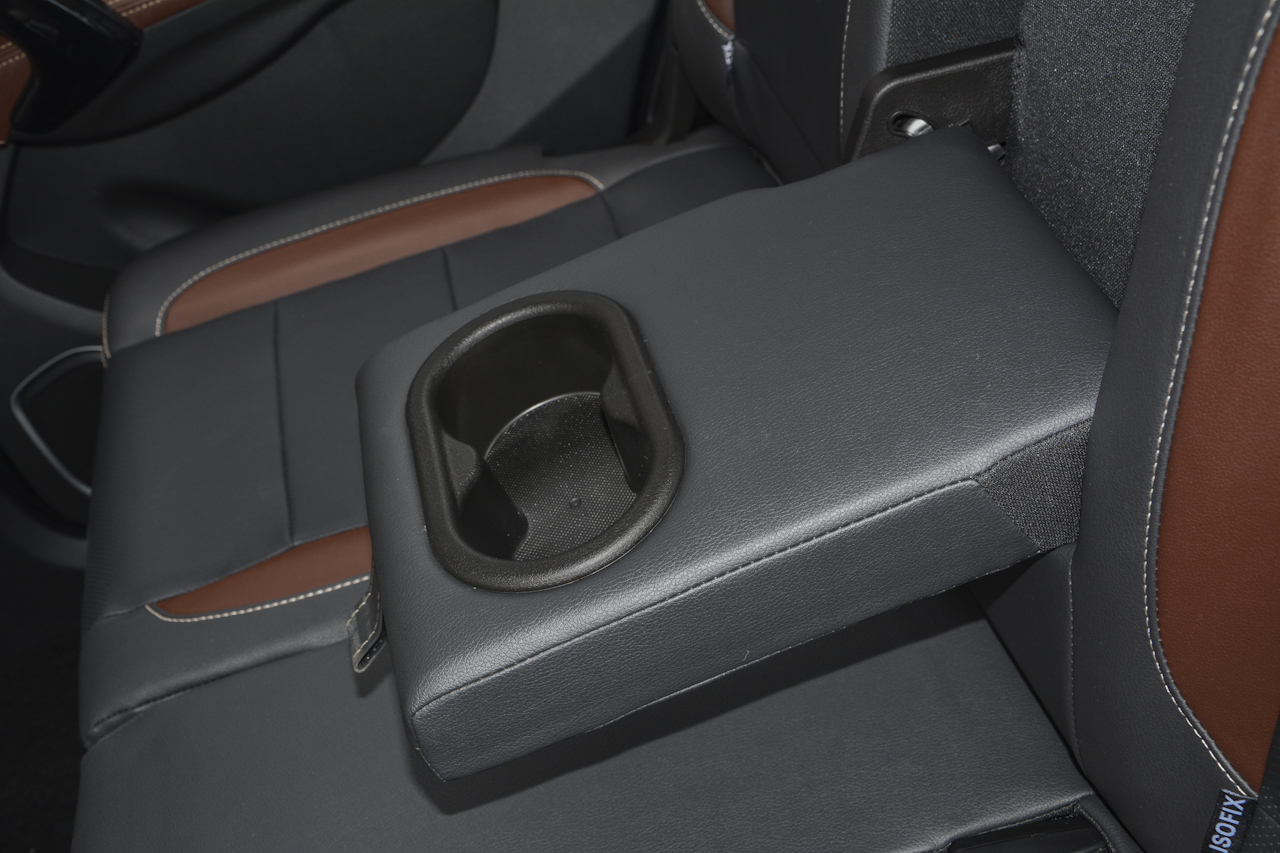 2017款斯威X7 1.5T自动智享型 