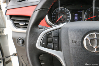 2017款中华V3 1.5L自动智能型