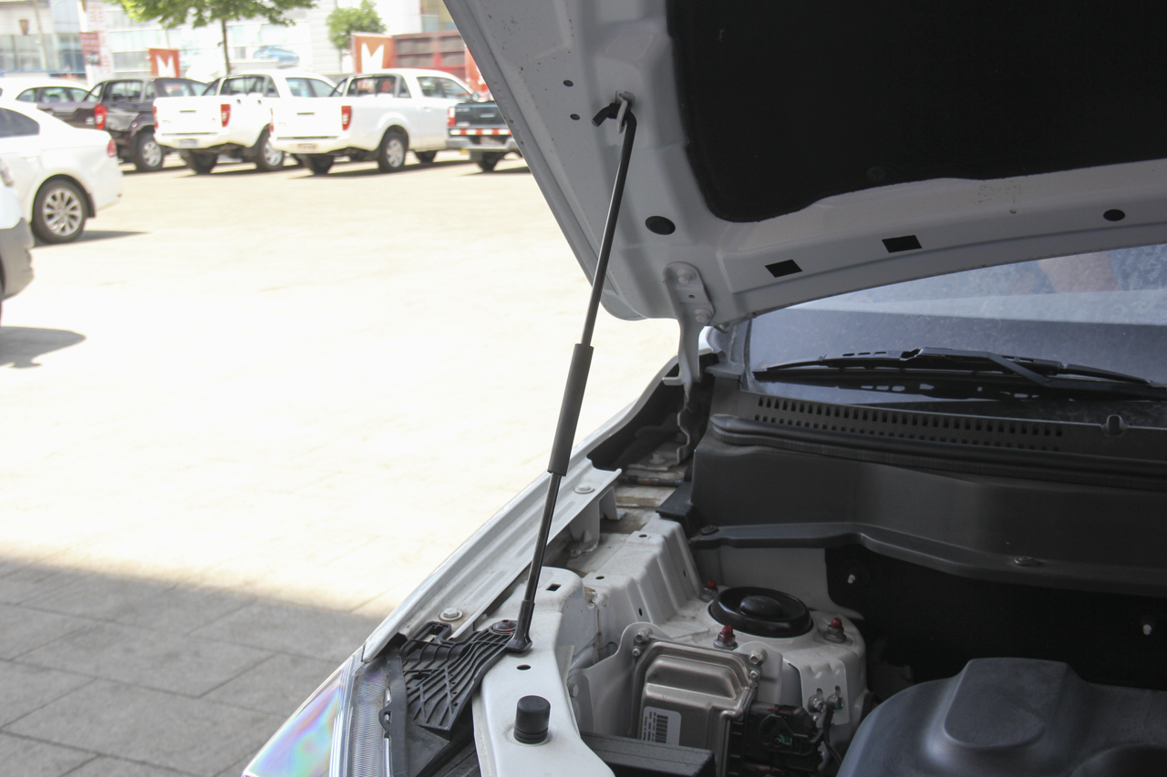 2017款陆风X2 1.6L自动铂锐版