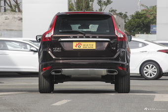 2017款 沃尔沃XC60 2.0T T5 智行版