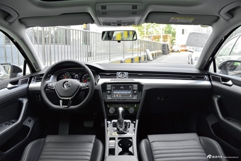 2018款迈腾1.4T自动280TSI DSG领先型图片