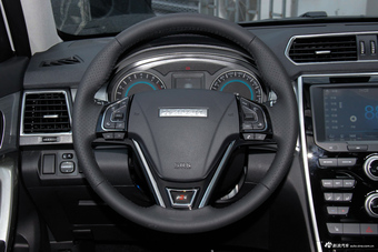 2017款哈弗H2 1.5T手动两驱精英型红标