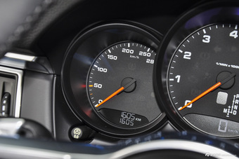 2016款保时捷Macan 2.0T自动