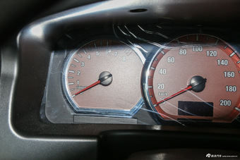 2016款菱智M5 2.0L手动7座标准型L