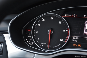 2018款奥迪A7 2.0T自动40TFSI quattro技术型