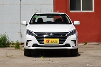 2018款比亚迪秦EV450 智联锋尚型