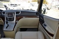 2014款金杯阁瑞斯2.7L自动旗舰型加长9座