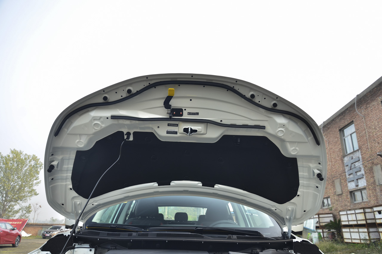 2017款逍客2.0L自动豪华版