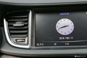 2018款英菲尼迪QX50 2.0T自动两驱时尚版