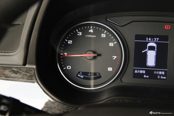 2016款瑞风M4 2.0L手动豪华型