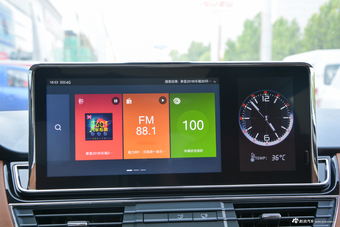 2018款上汽大通G10 PLUS 2.0T自动豪华行政版