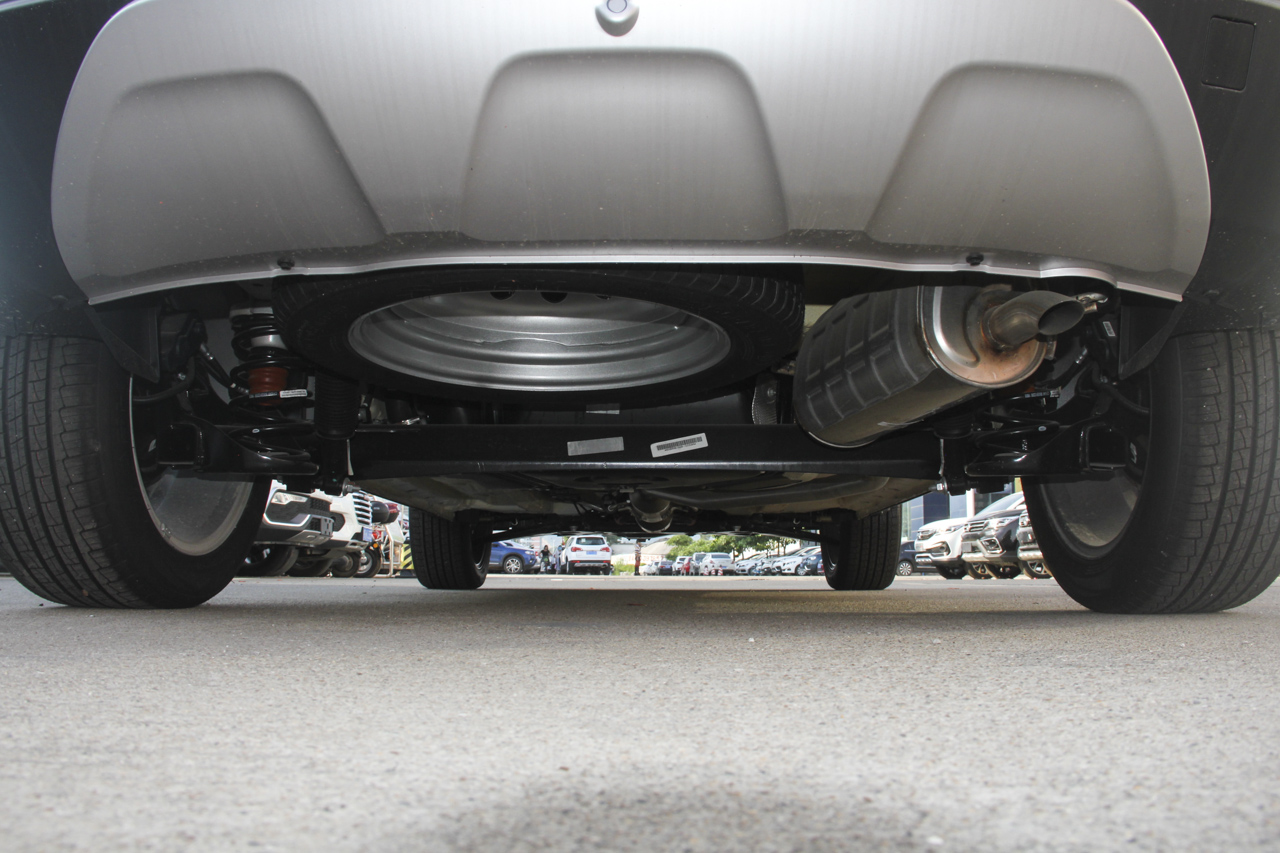 2017款猎豹CS91.5L自动风尚型 