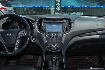 2013款格锐2.2T自动 7座四驱舒适型