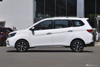 2017款启辰M50V 1.6L XL CVT豪华版