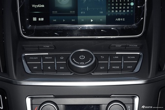 2017款东风风神AX5 1.4T 手动趣享型