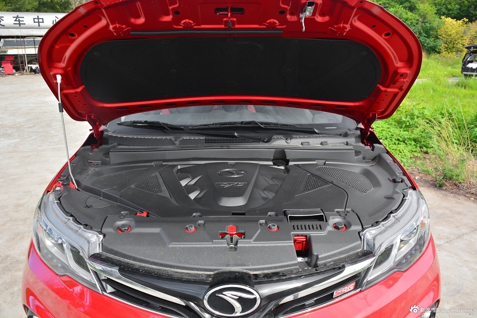 2017款东南DX3 SRG 1.5T自动旗舰型