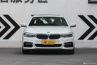 2018款宝马5系2.0T自动530Li领先型 M运动套装