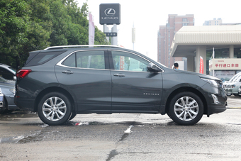 2018款探界者2.0T自动四驱捍界版550T