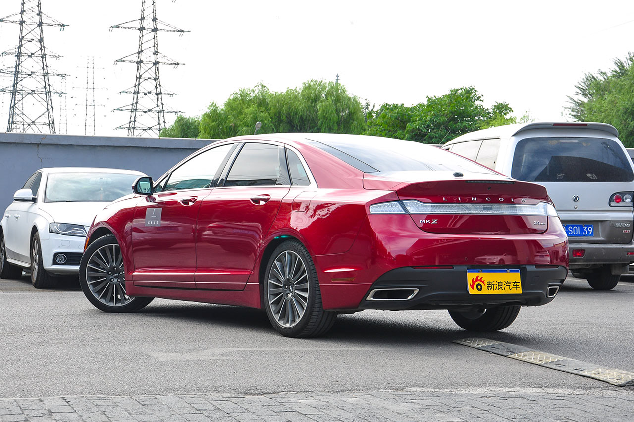2016款林肯MKZ 2.0T自动尊耀版