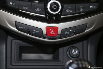 2016款比亚迪S7 1.5T手动尊贵型