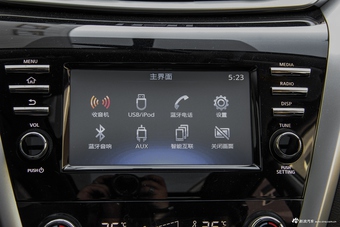 2017款楼兰2.5L自动S/C XE HEV混动四驱尊尚版