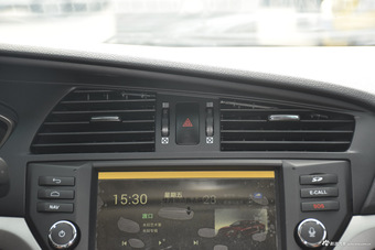 2017款海马M6 1.5T手动豪华型