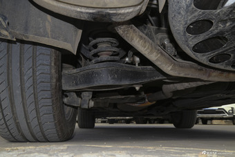 2017款传祺GS8 2.0T自动两驱豪华智联版320T