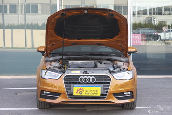 2016款奥迪A3 1.8T自动Limousine 40TFSI豪华型图片
