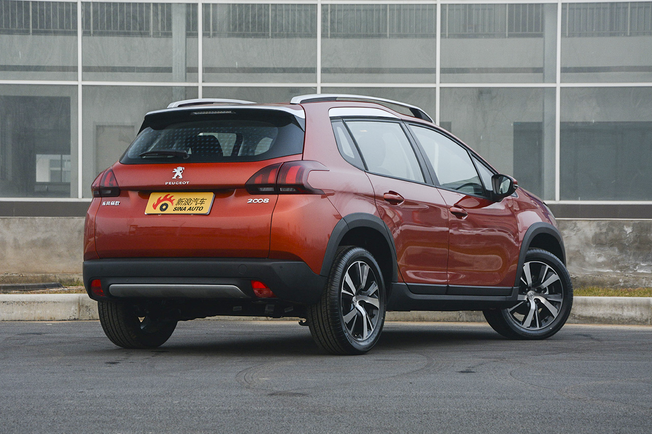 2018款标致2008 1.6L自动时尚版