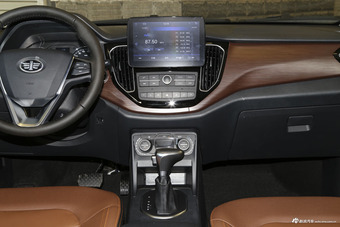 2017款森雅R7 1.6L 自动智能型