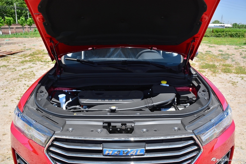 2018款哈弗H6 换代2.0T自动豪华型蓝标